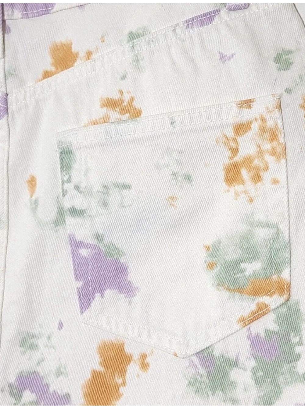 🌸Wild Fable Women's tie-dye Fringe Hem High-Rise Cut Off Denim Shorts - Picture 7 of 7